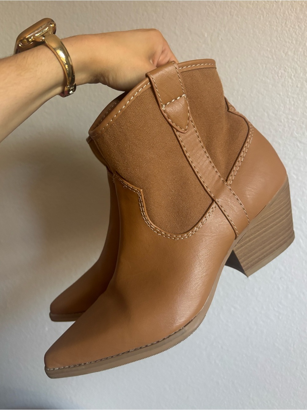 Universal Thread Kay Cowgirl Boots Tan Size 10 Western Ankle Boot Block Heel